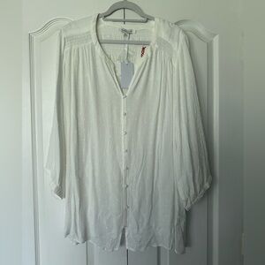 Sold on Facebook Marketplace Rose + Olive Women's white Textured Swiss Dot